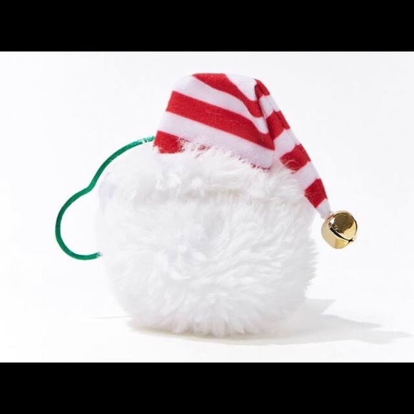 Polar Bear Keychain - Picture 2 of 2